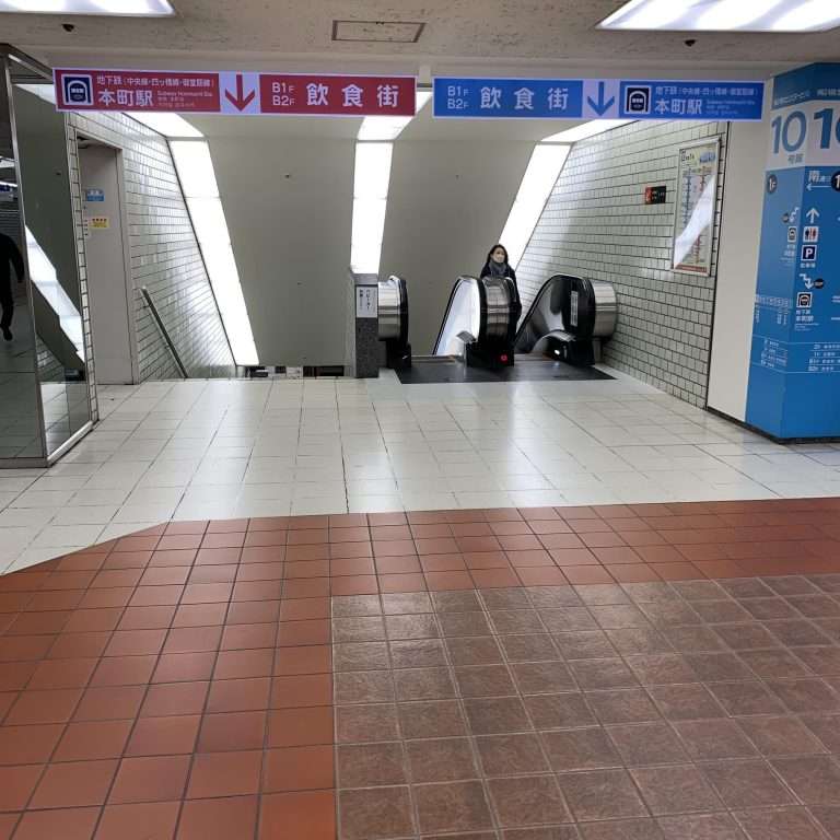 エスカレーター